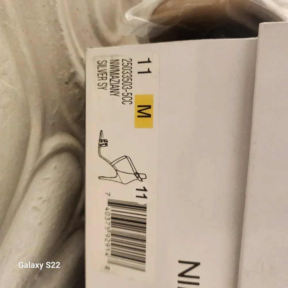 Nine West 